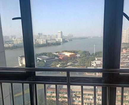 青山湖天灣單身公寓 豪裝出租，配套齊全的理想居所